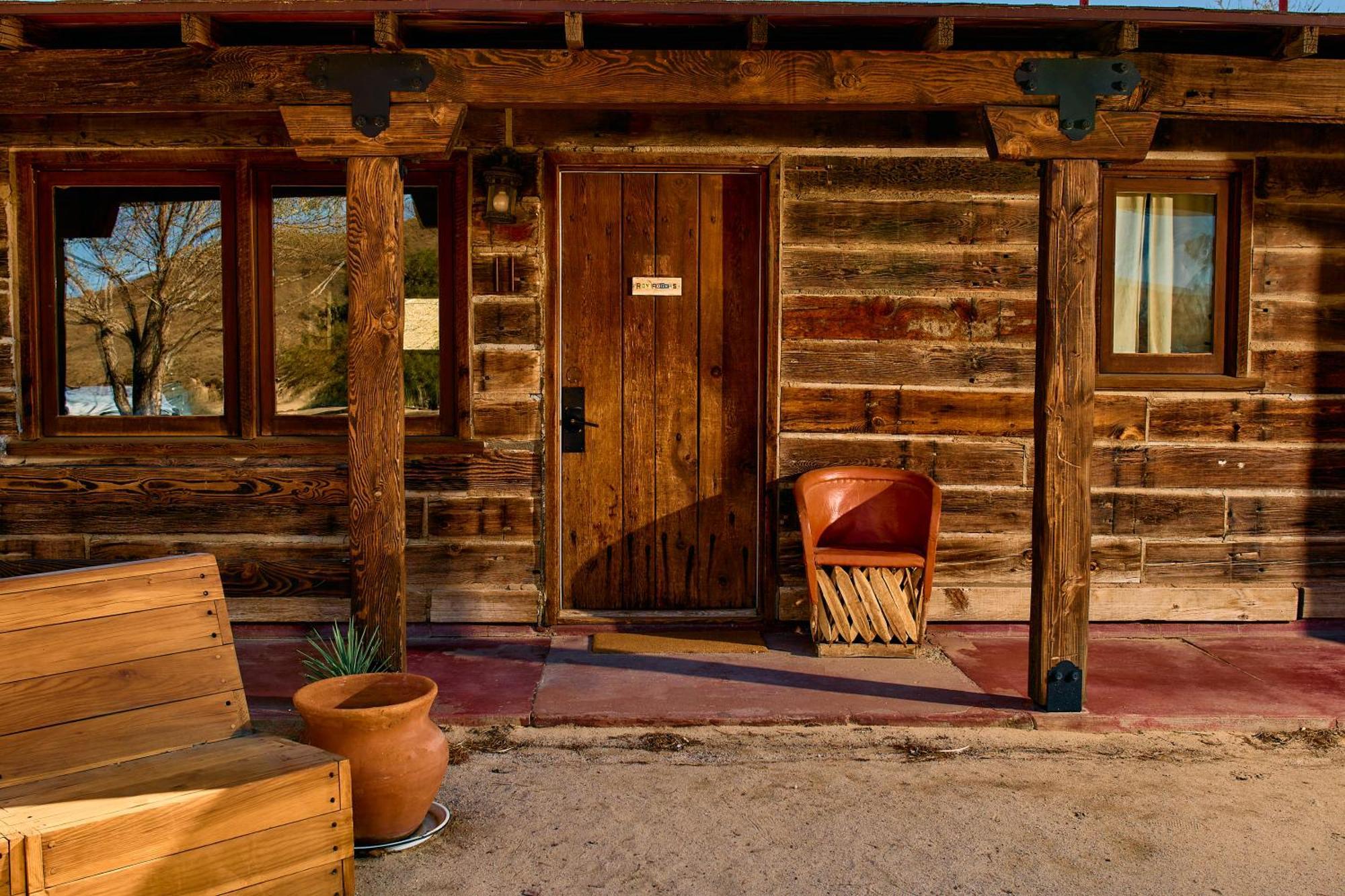 Pioneertown Motel מראה חיצוני תמונה
